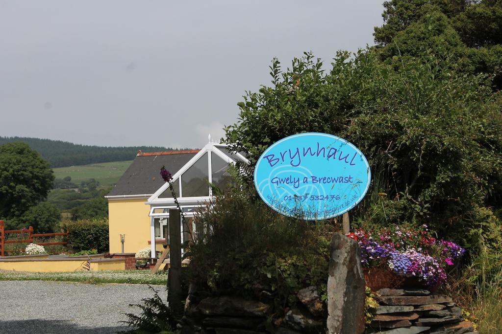 Brynhaul Bed And Breakfast Maenclochog Exterior foto